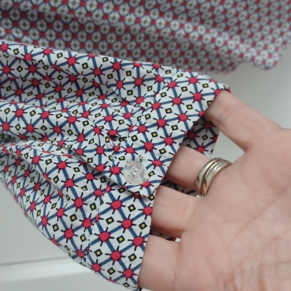 Shirt - Picture 3 of 6